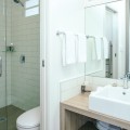 Art Deco Suite - Bathroom 