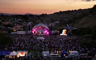 Timeless Summer Tour, Church Road Winery, 12 January