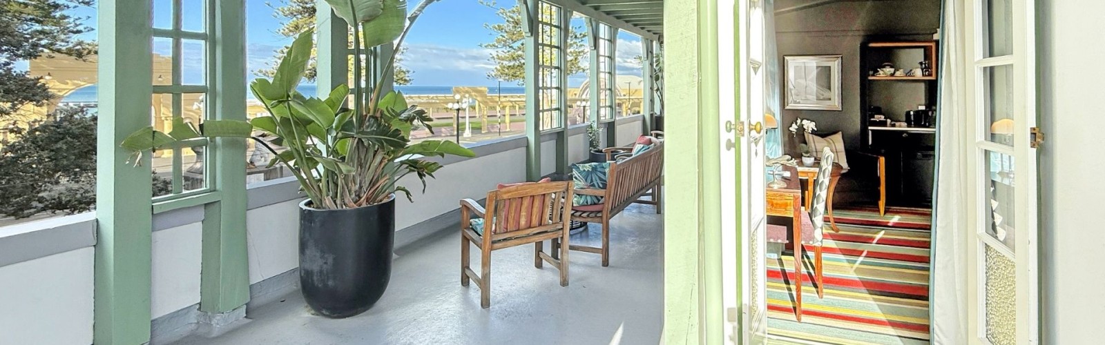 Jean Batten Suite the beautiful and fearless aviatrix. She stayed in1937..